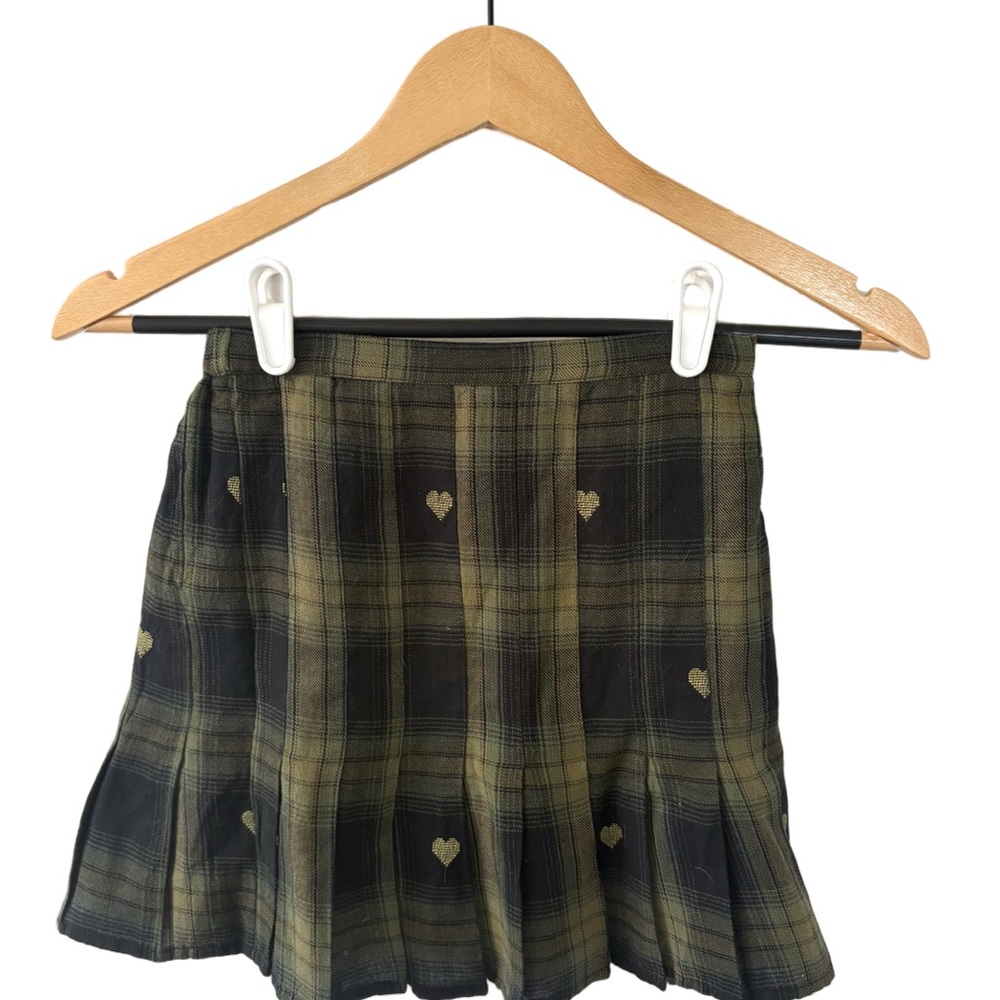 BON TON Paris Plaid Heart-Print Pleated Skirt | Green & Black | Size 8 | NWT